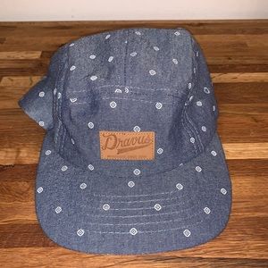 Dravus five panel